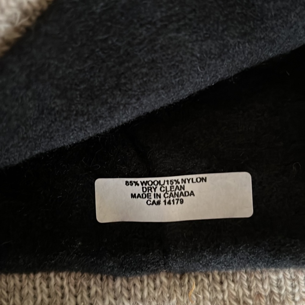 Wool Hat - Picture 4 of 4